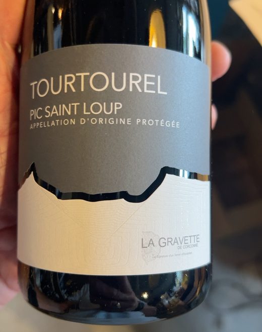 Fles Tourtourel van La Gravette de Corconne